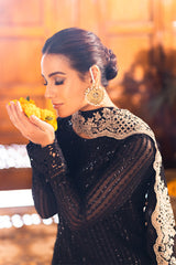 Yumna 3Pc Embroidered Dress