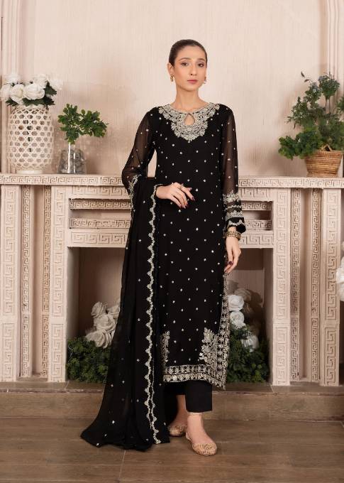 Anari Maroon Embroidered 3-Piece Suit | Festive Collection by Lalazar