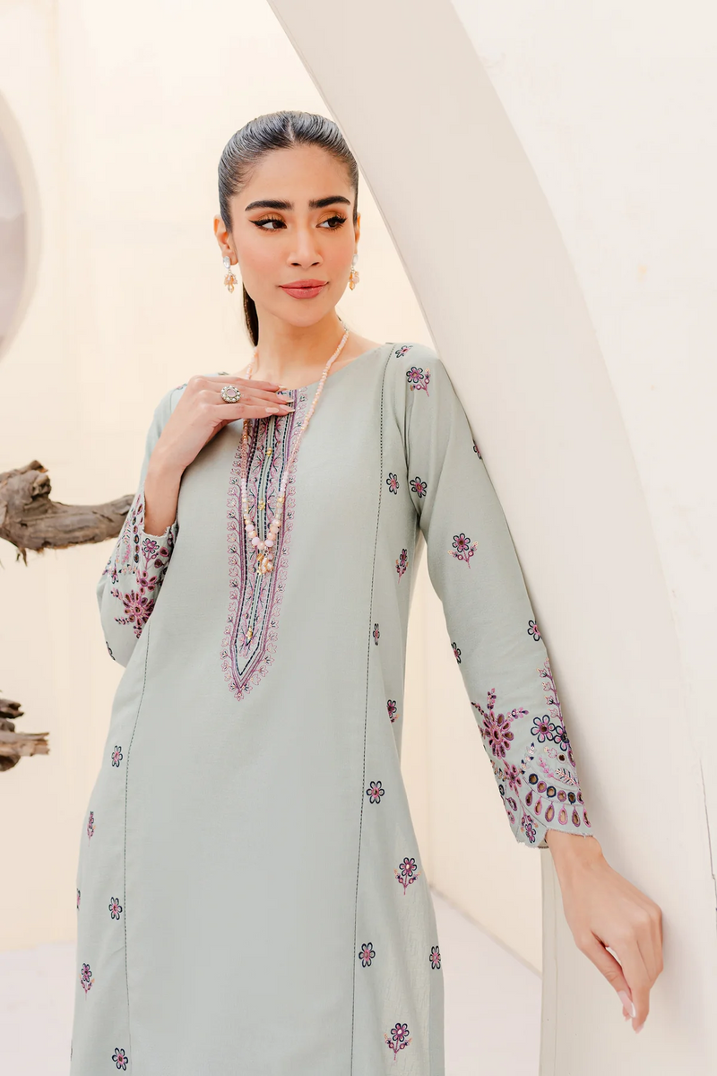 Zee 2Pc - Embroidered Lawn Dress