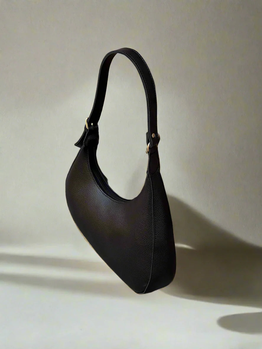 Luna Asymmetric Bag “Black”