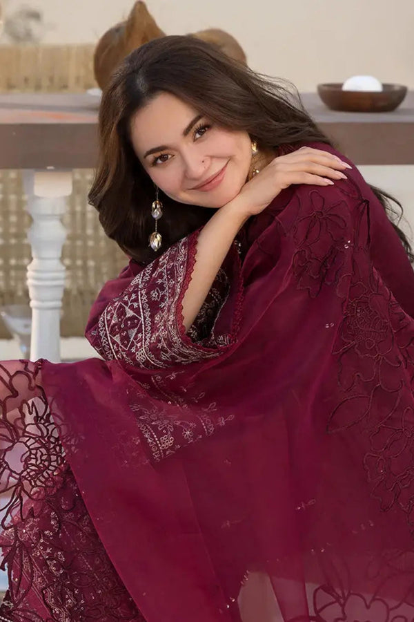 Rangreza Janan – Cambric 3-Piece Suit with Sequin Embroidery