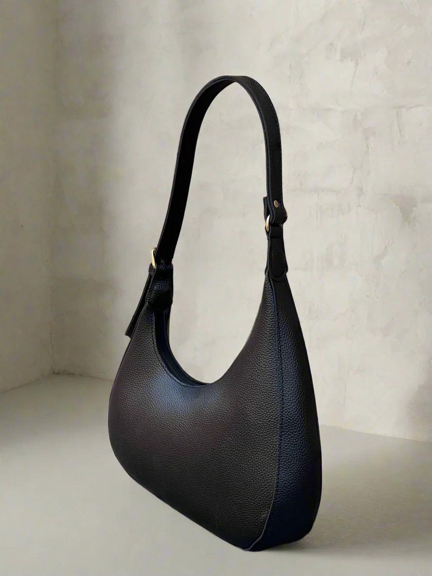 Luna Asymmetric Bag “Black”