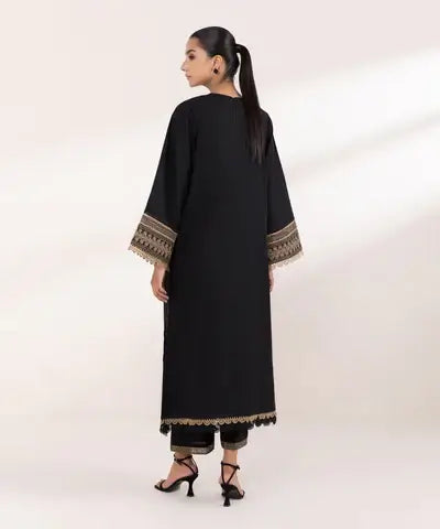 apsb1-embroidered-dress-back-view
