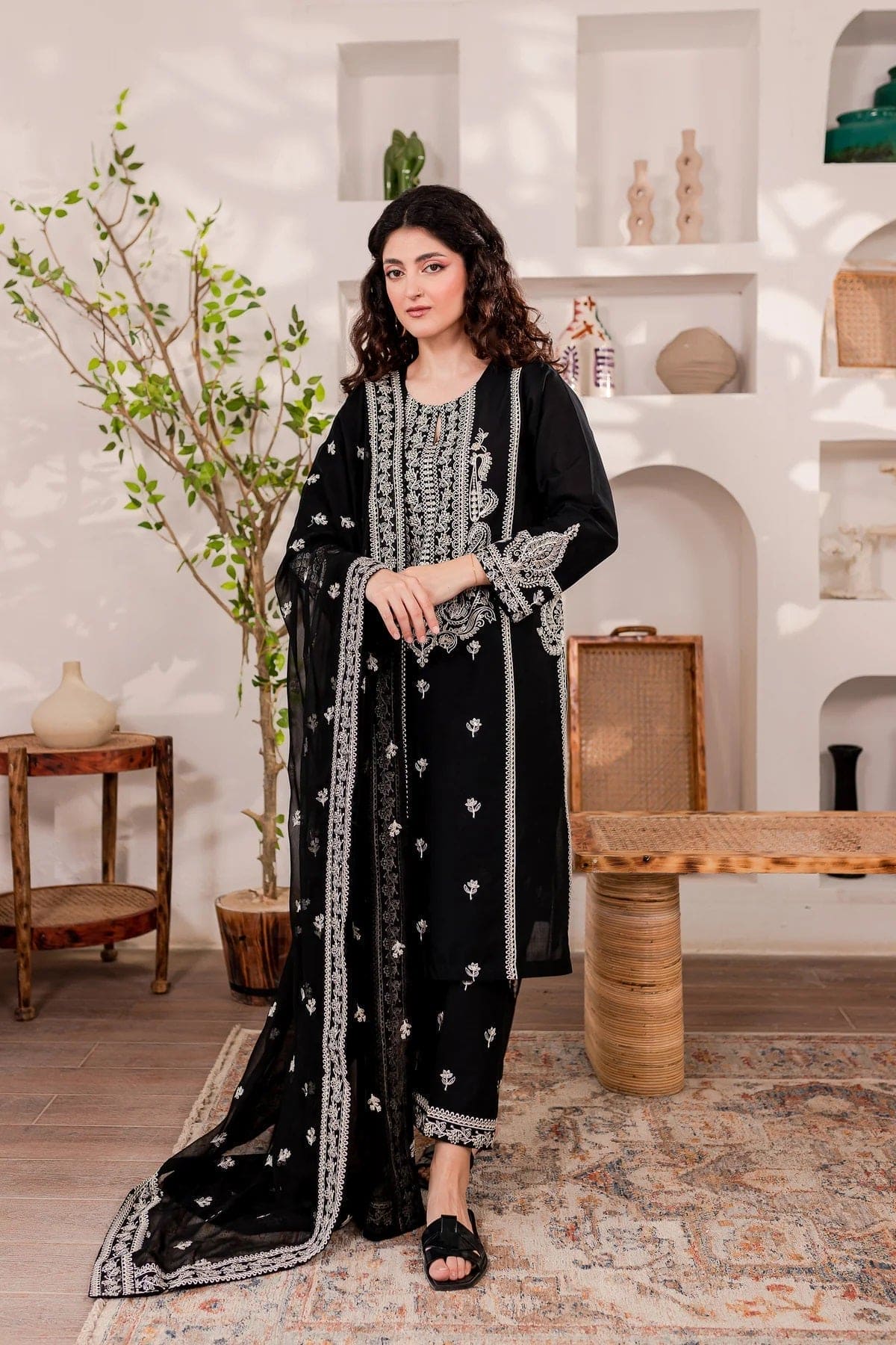 Monochrome 3Pc Embroidered Lawn Dress