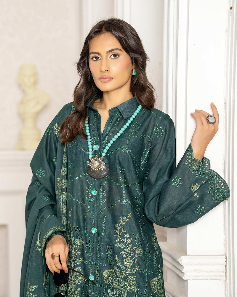Laiba 3Pc Embroidered Karandi Dress featuring premium slub karandi fabric, fancy embroidered shirt, lace dupatta, and matching trouser — elegant winter outfit by Lalazar Shop.